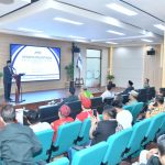 FOTO: Bupati Sumenep, Achmad Fauzi Wongsojudo saat menjadi keynote speaker pelantikan Jaringan Media Siber Indonesia (JMSI) Kabupaten Sumenep, Madura, Jawa Timur, periode 2024-2027. Kamis (12/09/2024).