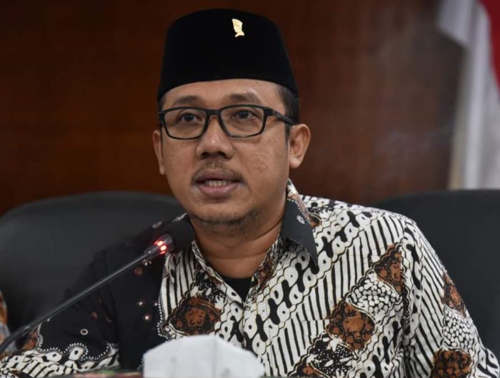 FOTO: Darul Hasyim Fath (DHF) terpilih menjadi Ketua Panitia Khusus (Pansus) Tata Tertib (Tatib) Dewan Perwakilan Rakyat Daerah (DPRD) Kabupaten Sumenep. (Panji Agira/wartazone.com)