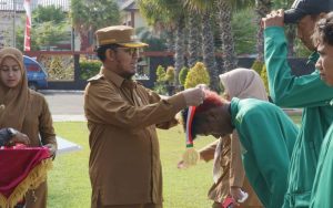 Harumkan Sumenep di Kanca Nasional, Bupati Fauzi Ganjar Penghargaan Atlet dan Kafilah Berprestasi