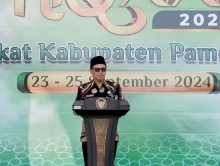 FOTO: Pj Bupati Pamekasan Masrukin memberi sambutan sekaligus membuka lomba MTQ ke-XXXI tingkat Kabupaten.