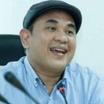 FOTO: Ketua Umum PWI Pusat Zulmansyah Sekedang saat menjadi pembicara pada sarasehan yang diselenggarakan oleh Pusat Teritorial TNI Angkatan Darat (Pusterad) di markas Cilangkap. Jakarta, Rabu (25/9/2024).