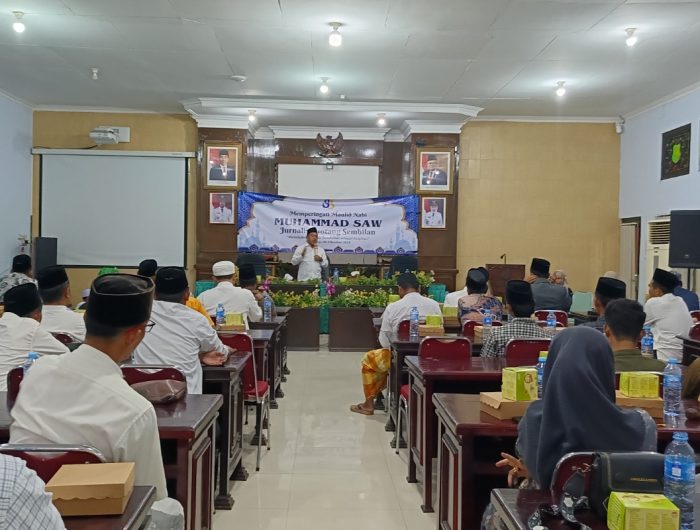 FOTO: Jurnalis Bintang Sembilan (JB9) menggelar peringatan Maulid Nabi Muhammad SAW, di Aula Kantor Bappeda Kabupaten Sumenep, Madura, Jawa Timur. Sabtu, 5 Oktober 2024.