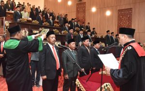 Politisi PDI Perjuangan H. Zainal Arifin Resmi Jabat Ketua DPRD Sumenep Masa Jabatan 2024-2029