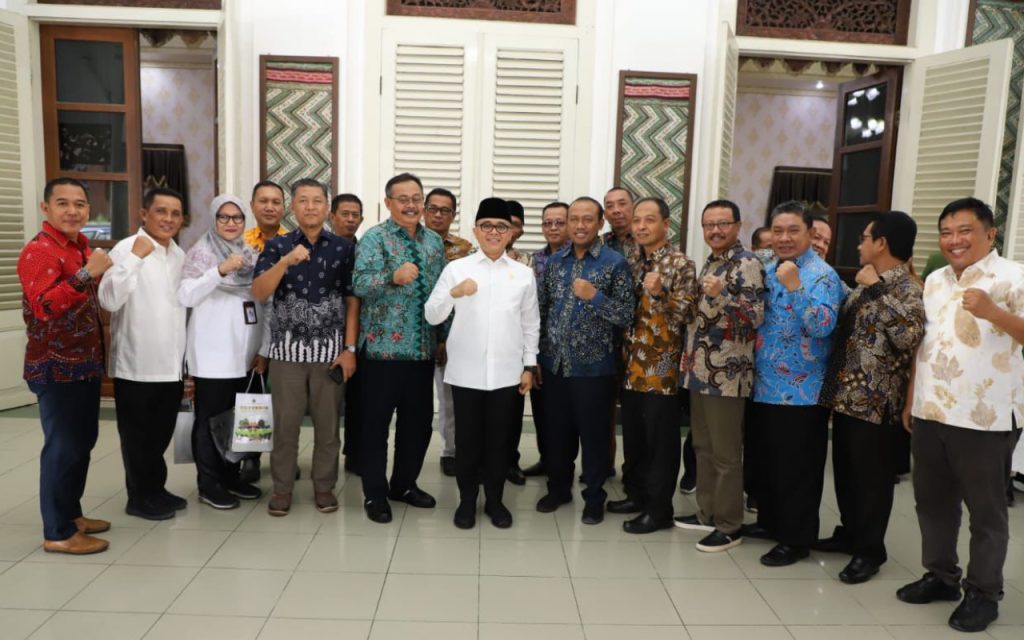 Menpan RB Tekankan Pentingnya Menjadikan Pamekasan Sebagai Pusat Kemajuan ekonomi Madura