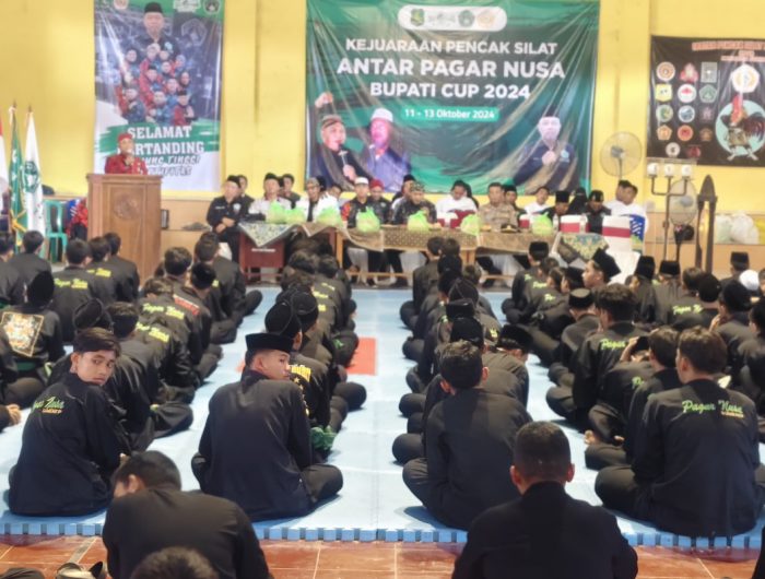 FOTO: Pembukaan kejuaraan Pencak Silat Pagar Nusa Bupati Cup 2024, di GOR Indoor A. Yani Panglegur, Sumenep, Jumat (11/10/2204).