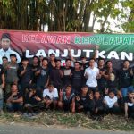 FOTO: Puluhan pemuda militan Achmad Fauzi Wongsojudo yang tergabung pada Komunitas Black Cobra Kecamatan Arjasa, Kepulauan Kangean deklarasi dukungan terhadap calon bupati dan wakil bupati Sumenep nomor urut 02, Fauzi-Kiai Imam Hasyim (FAHAM), Sabtu, (26/10/2024).