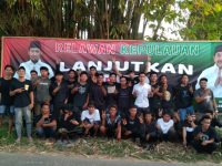 FOTO: Puluhan pemuda militan Achmad Fauzi Wongsojudo yang tergabung pada Komunitas Black Cobra Kecamatan Arjasa, Kepulauan Kangean deklarasi dukungan terhadap calon bupati dan wakil bupati Sumenep nomor urut 02, Fauzi-Kiai Imam Hasyim (FAHAM), Sabtu, (26/10/2024).