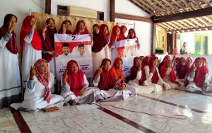 Alasan Perkumpulan Emak-emak Pengajian dan Sholawatan Giliraja Jatuhkan Dukungan Untuk Fauzi-Imam di Pilkada Sumenep