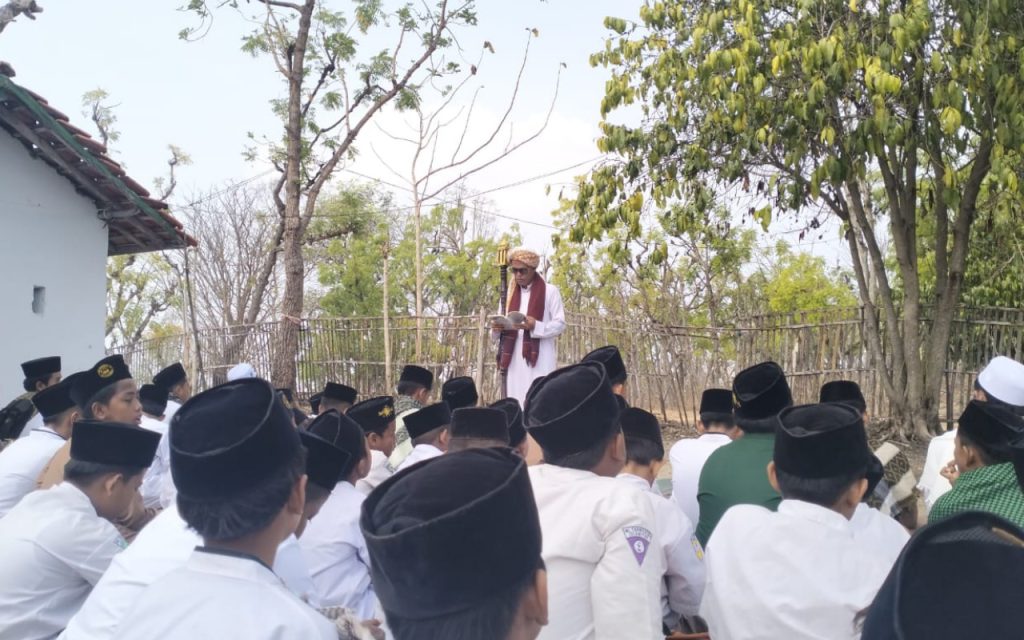 Pulau Giliraja Krisis Air Bersih, Warga Gelar Shalat Istisqa