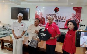 Guru yang Motornya Dibakar di Kangean Sumenep, Dapat Bantuan dari Ketua Banggar DPR RI