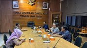 FOTO: Jaringan Media Siber Indonesia (JMSI) Jawa Timur (Jatim) akan berkolaborasi dengan Dinas Koperasi dan Usaha Kecil Menengah (UKM) Provinsi Jatim menggelar sarasehan bertajuk “Peran Media Siber Berdayakan UKM di Jatim”.