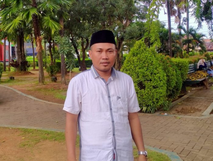 FOTO: Koordinator Aliansi Pemuda Giliraja Menggugat, Syaiful Anang, mengutuk keras tindakan terduga pelaku rudapaksa anak tiri di pulau Giliraja. (Panji Agira/wartazone.com)