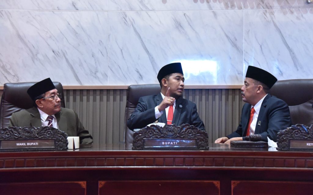 DPRD Sumenep Gelar Rapat Paripurna, Penyampaian Visi Misi Bupati dan Wabup 2025-2030