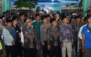 Bupati dan Wakil Bupati Pamekasan Lepas 3 Kloter Calon Jemaah Haji