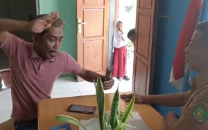 Viral Video Oknum LSM Gebrak Meja hingga Picu Keributan di SDN Arjasa Sumenep