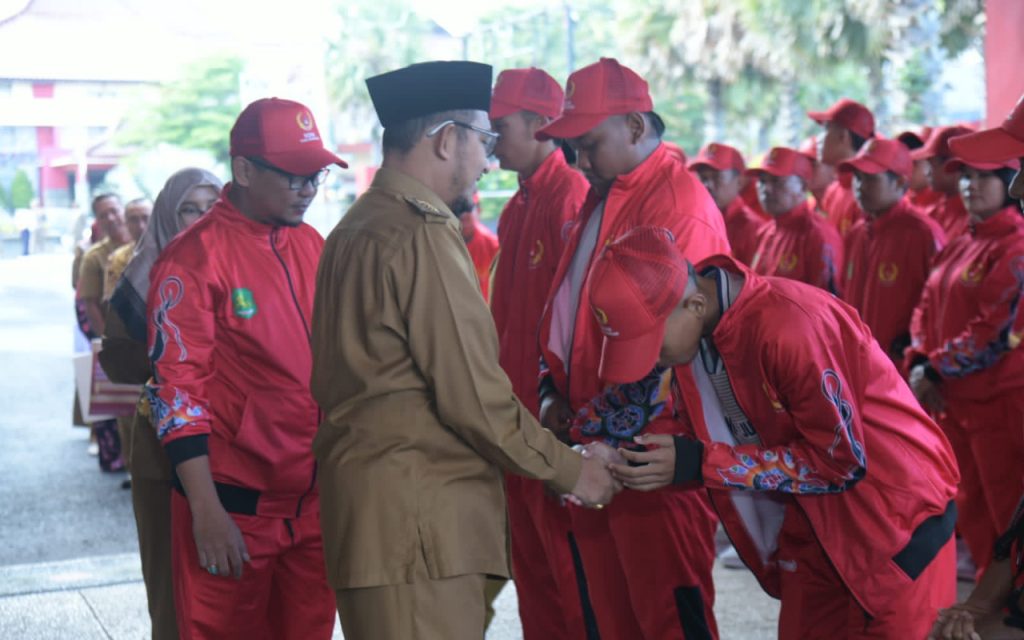 Bupati Sumenep Lepas Kontingen Porprov Jatim IX, Tekankan Sportivitas dan Nama Baik Daerah