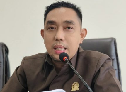 FOTO: Anggota Komisi I DPRD Sumenep, Hairul Anwar. (Humas DPRD Sumenep-wartazone.com)