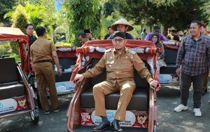 Presiden Prabowo Salurkan Bantuan Becak Listrik, Bupati Sumenep: Wujud Kepedulian pada Pekerja Rentan