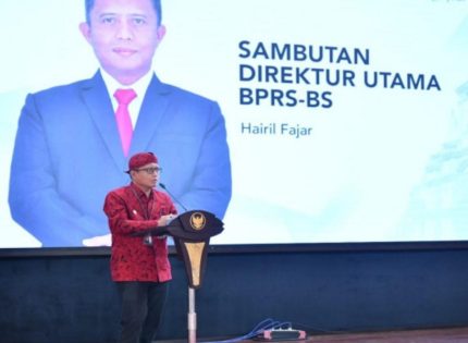 FOTO: Direktur Utama BPRS Bhakti Sumekar, Hairil Fajar, menyatakan dukungan penuhnya terhadap peluncuran 334 Koperasi Desa (Kopdes) Merah Putih di Sumenep.