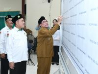 FOTO: Wakil Bupati Sumenep, KH. Imam Hasyim, saat menghadiri Deklarasi Zona Integritas 2025, di Aula Kantor Kemenag Kabupaten Sumenep, Selasa (9/9/2025).