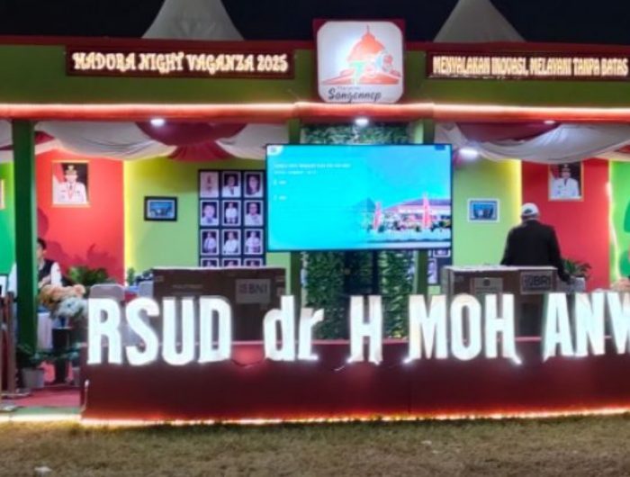 FOTO: Rumah Sakit Umum Daerah (RSUD) dr. H. Moh. Anwar Sumenep turut ambil bagian dengan menghadirkan berbagai stan layanan interaktif yang diminati pengunjung, saat gelaran Madura Culture Festival (MCF) 2025 di GOR A. Yani, Sumenep.