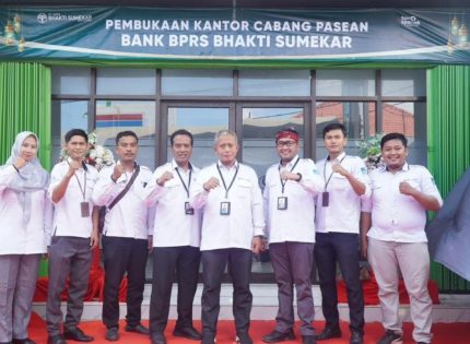 FOTO: Peresmian kantor cabang baru PT Bank Perekonomian Rakyat Syariah (BPRS) Bhakti Sumekar Perseroda di Kecamatan Pasean, Kabupaten Pamekasan, pada Rabu (1/10/2025).