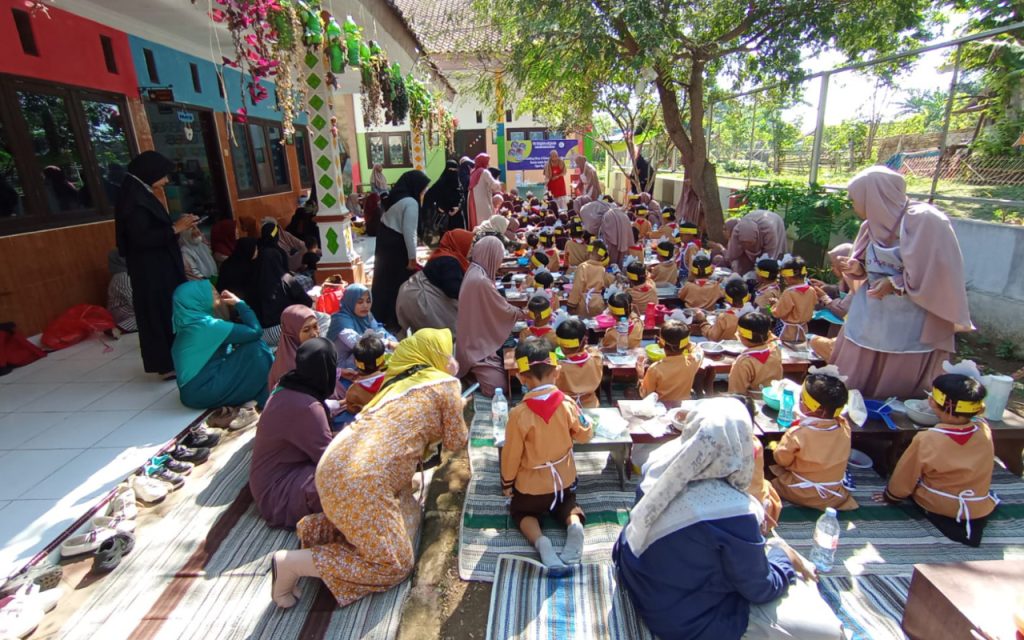 Cooking Class TK Tahfidz Al-Fatih: Tanamkan Pola Hidup Sehat dan Karakter Positif Sejak Dini