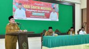 FOTO: Wakil Bupati Sumenep KH. Imam Hasyim saat membuka MQK 2025, di Aula Kantor Kementerian Agama Sumenep, Selasa (04/11/2025).