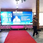 FOTO: Ketua Yayasan Kudsiyah Bahaudin Mudhary, Prof. Achsanul Qosasi, saat menjadi pembicara dalam Dialog Publik pelantikan Pengurus PWI Sumenep periode 2025–2028, di Pendapa Agung Keraton Sumenep, Rabu (26/11/2025).