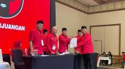 FOTO: Achmad Fauzi Wongsojudo ditunjuk kembali sebagai Ketua Dewan Pimpinan Cabang (DPC) PDI Perjuangan Kabupaten Sumenep, masa bakti 2025–2030, di Surabaya, Sabtu (20 Desember 2025).