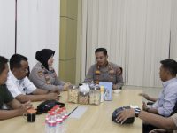 FOTO: Persatuan Wartawan Indonesia (PWI) Kabupaten Sumenep saat menggelar silaturahmi dan diskusi bersama Kapolres Sumenep AKBP Anang Hardiyanto di Mapolres Sumenep, Rabu (28/1/2026).