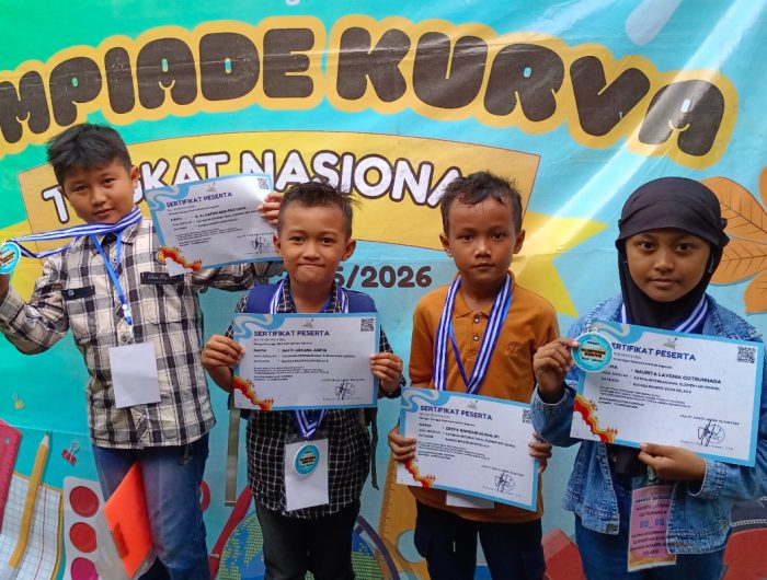 FOTO: Para siswa Sekolah Dasar Internasional Fathimah (FIES) Sumenep, berhasil melaju ke babak grand final nasional ajang Olimpiade KURVA 2026, bidang Sains, Bahasa Inggris, dan Matematika.
