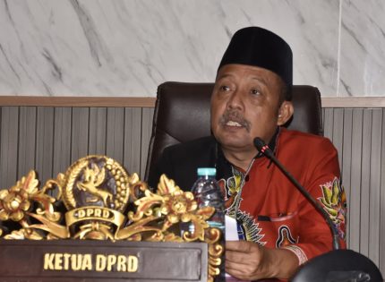 FOTO: Ketua DPRD Kabupaten Sumenep, H. Zainal Arifin. (Humas dan Protokol DPRD Sumenep/wartazone.com)