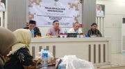 FOTO: Anggota Komisi I DPRD Sumenep, Hairul Anwar, mengkritisi sistem skoring pelaksanaan Pilkades, dalam kegiatan halal bihalal yang digelar Pengurus Persatuan Anggota Badan Permusyawaratan Desa Seluruh Indonesia (PABPDSI) Kabupaten Sumenep. (Ist/wartazone.com)