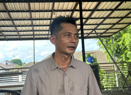 FOTO: Owner PT Mahaputra Nusantara rokok MAKAYASA, H. Supriyadi. (Panji Agira/wartazone.com)