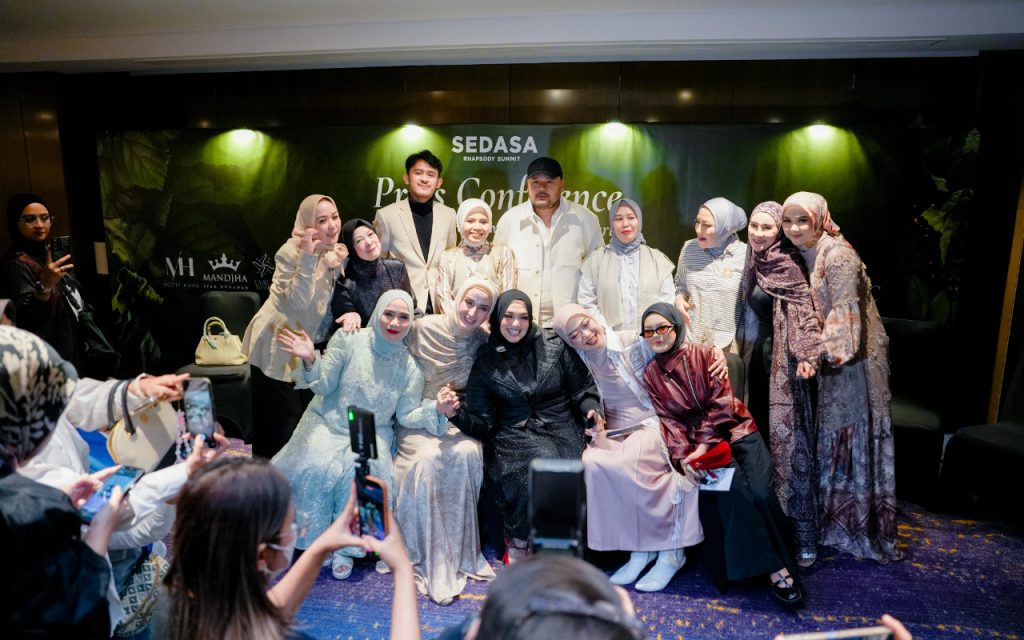 Arinna Premium Hijab Tampil Berani, “The Muses” Siap Jadi Sorotan di Jakarta