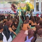 FOTO: Penutupan Program Studi Lapangan (PSL) Posko 07 Pondok Pesantren Attaufiqiyah, di halaman MI Nasy’atul Muta’allimin, Yayasan Al Jailani, Desa Candi, Kecamatan Dungkek, Kabupaten Sumenep, Minggu (24/5/2026).