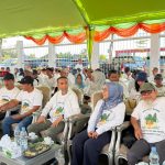 FOTO: Kegiatan penanaman pohon sebagai bentuk komitmen bersama terhadap pelestarian lingkungan antara manajemen Medco Energi dan Pemkab Pamekasan, pada Hari Lingkungan Hidup Sedunia, di Stadion Gelora Madura Ratu Pamelingan. Jumat (5/6/2026).