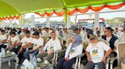 FOTO: Kegiatan penanaman pohon sebagai bentuk komitmen bersama terhadap pelestarian lingkungan antara manajemen Medco Energi dan Pemkab Pamekasan, pada Hari Lingkungan Hidup Sedunia, di Stadion Gelora Madura Ratu Pamelingan. Jumat (5/6/2026).