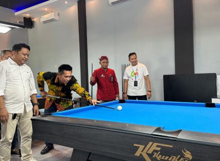 FOTO: Soft opening HM Billiard & Cafe yang berlokasi di Jalan Adi Poday, kawasan Utara Terminal Arya Wiraraja, Kolor, Kabupaten Sumenep, Jumat (26/6/2026).