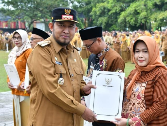 FOTO: Bupati Sumenep Achmad Fauzi Wongsojudo saat peringatan Hari Koperasi ke-79, di halaman Kantor Bupati, Senin (13/7/2026).