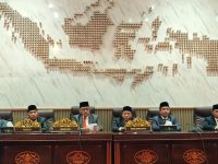 FOTO: Bupati Sumenep, Achmad Fauzi Wongsojudo, saat mengikuti dan menyimak pidato Presiden RI Prabowo Subianto dalam Sidang Tahunan MPR RI, di Gedung DPRD Sumenep, Jumat (14/8/2026).