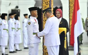 Bupati Fauzi Minta Paskibraka Sumenep Tak Berhenti Jadi Pengibar Bendera