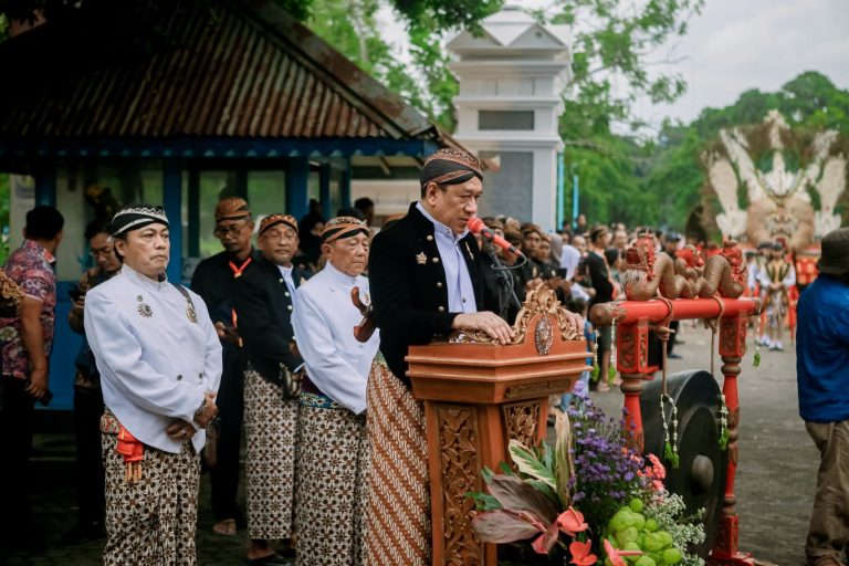 FOTO: Sejumlah raja, sultan, pangeran, serta kerabat kerajaan dan kesultanan dari berbagai daerah di Indonesia dijadwalkan hadir dalam gelaran Madura Ethnic Carnival (MEC), Sabtu (19 September 2026).